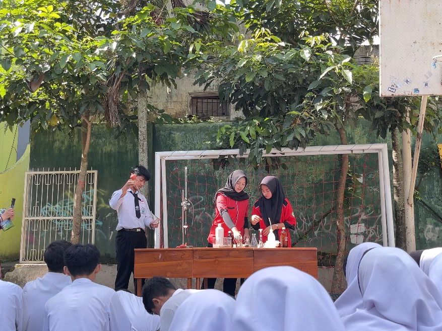 Jembatani Masa Depan, MTs Hasyim Asy’ari dan SMKN 2 Kota Batu Gelar Kolaborasi Pembelajaran Lintas Jenjang